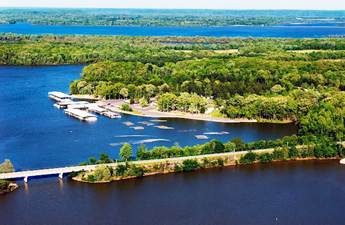 Birdsong Resort & Marina